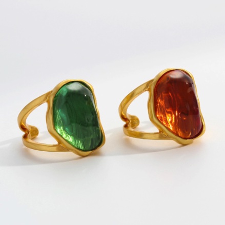Gemstone ring